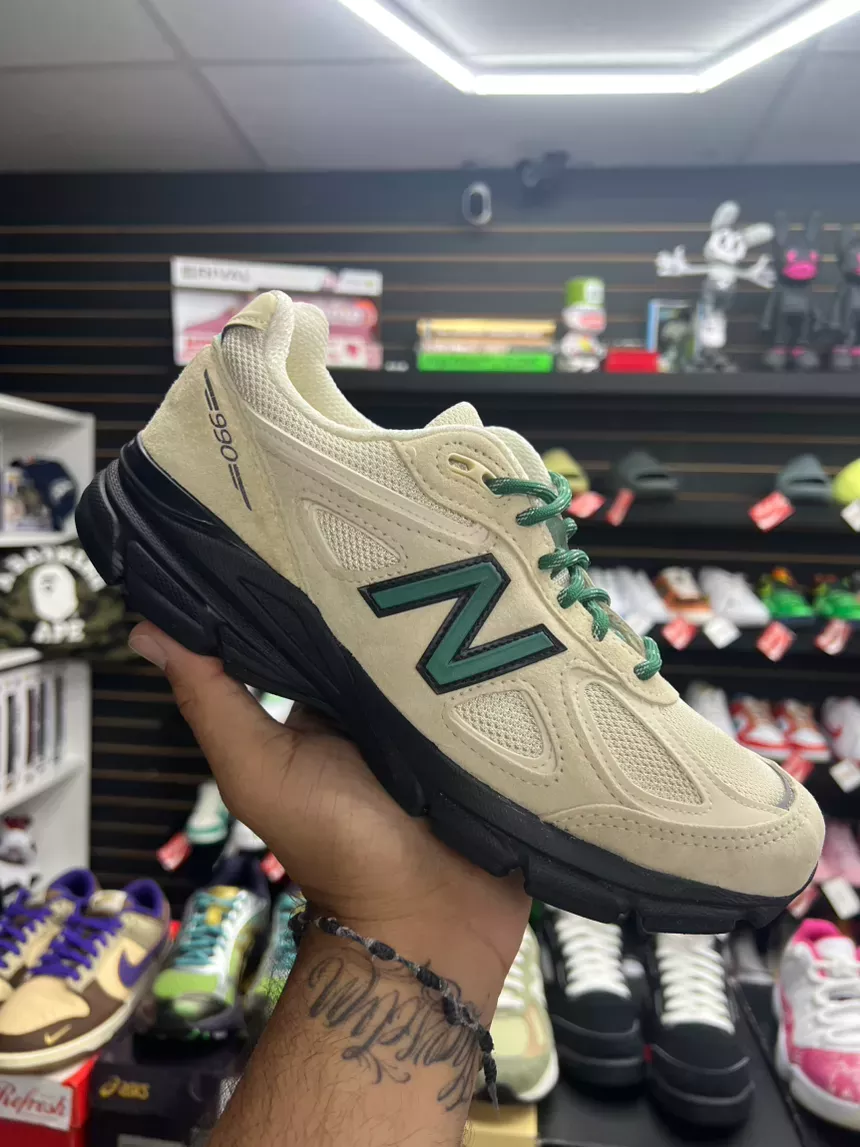 NB990v4 Teddy Santis Macadamia Nut Size 6.5