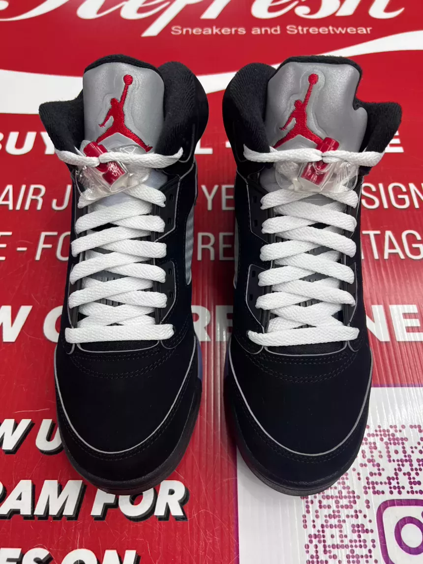 Air Jordan 5 Black Metallic Reimagined Size 6y