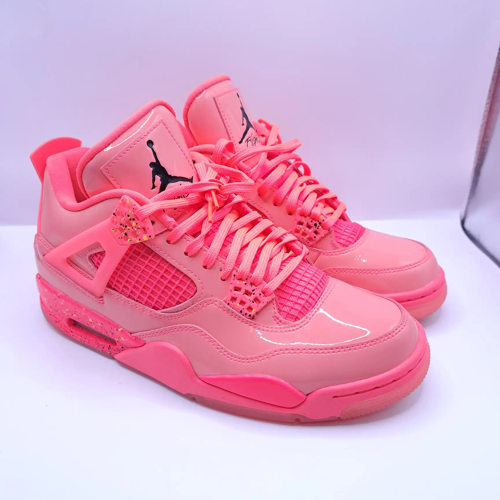 Air Jordan 4 Retro Hot Punch