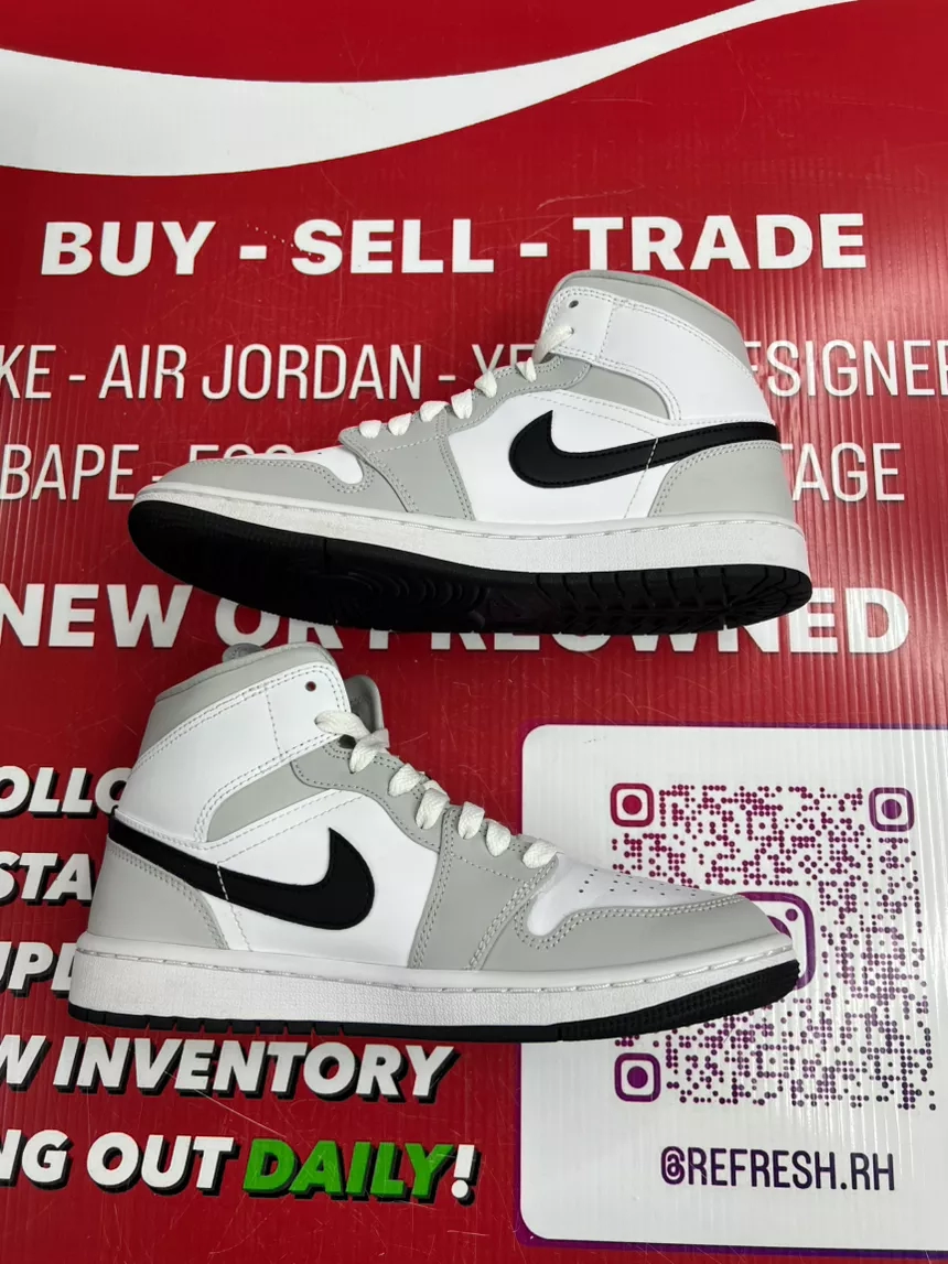 Air Jordan 1 Mid Light Smoke Grey Size 7.5w/6y