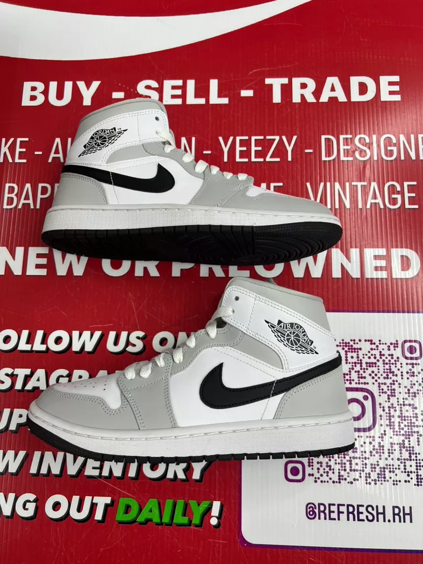 Air Jordan 1 Mid Light Smoke Grey Size 7.5w/6y