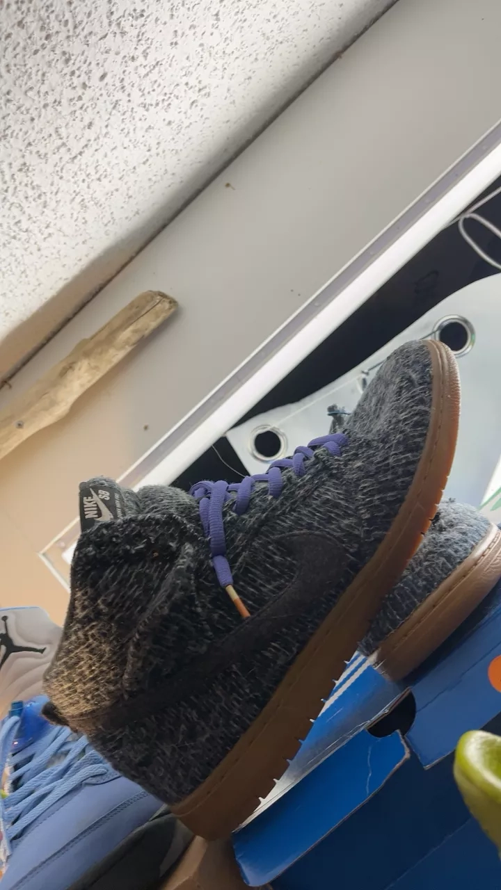 Nike SB Dunk High warmth black Gum 13M