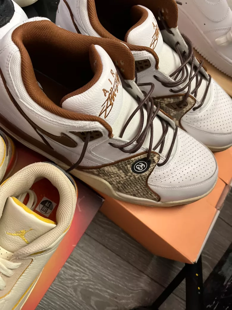 Nike Air Stussy OG - White & Brown