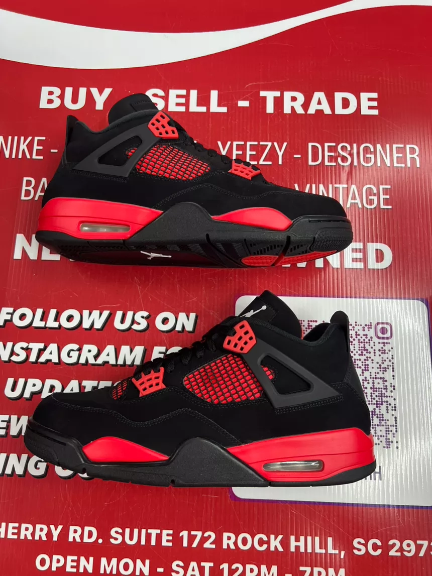 Air Jordan 4 Red Thunder Size 11.5