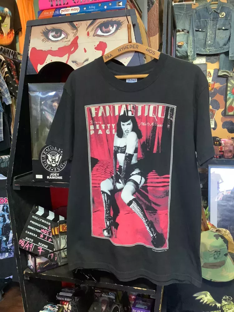 Vintage “Betty Page Fantastique"  T