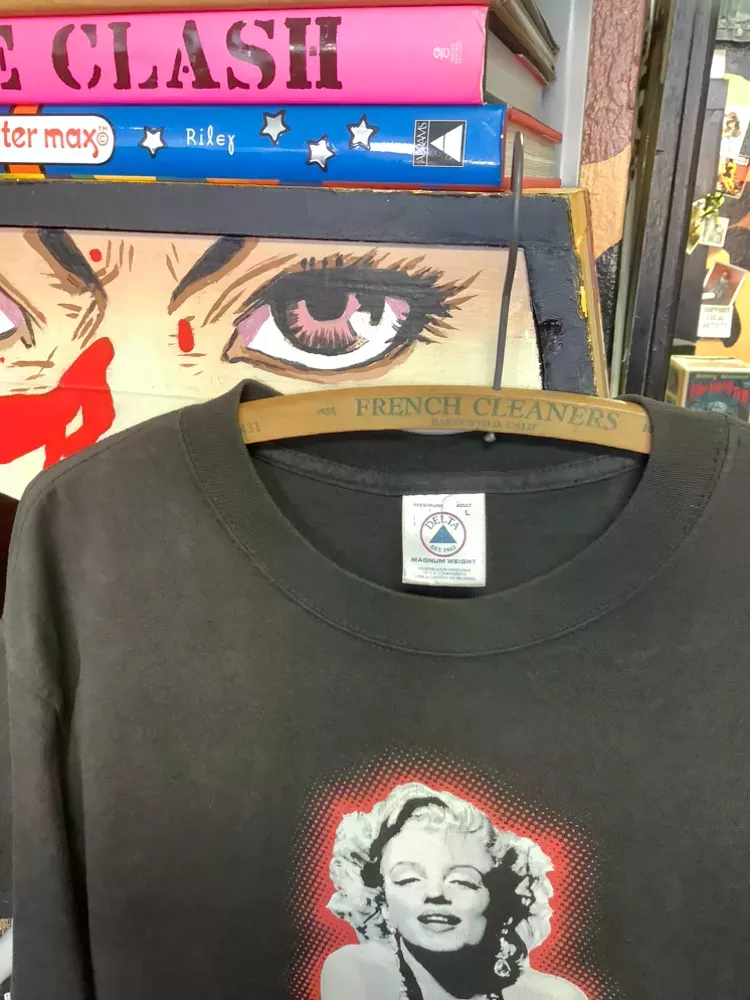 Vintage Marilyn Monroe Faded BLack T