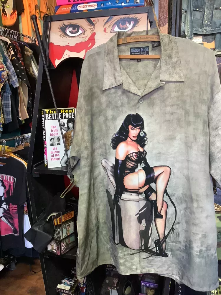 Vintage Y2K Bettie Page OLivia/Bunny Yeager image Button Down Shirt