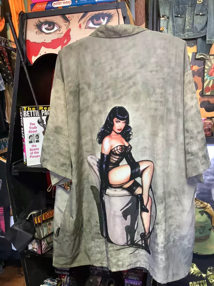 Vintage Y2K Bettie Page OLivia/Bunny Yeager image Button Down Shirt