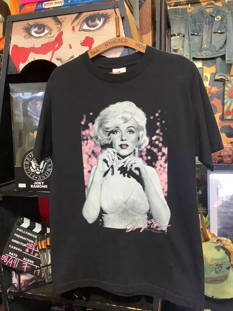 Vintage Marilyn Monroe Pink SparKLey BubbLes T
