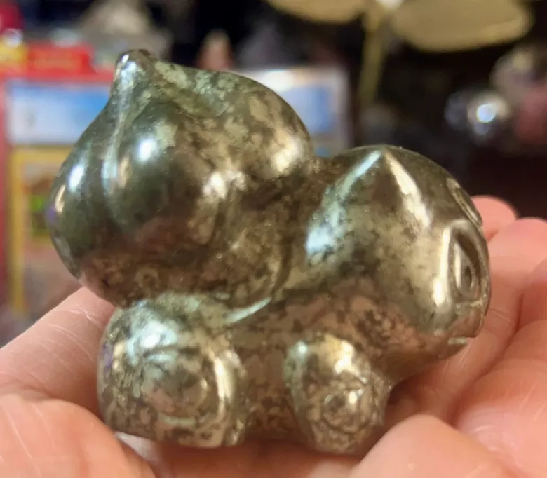 Pyrite Bulbasaur Pokemon Carving