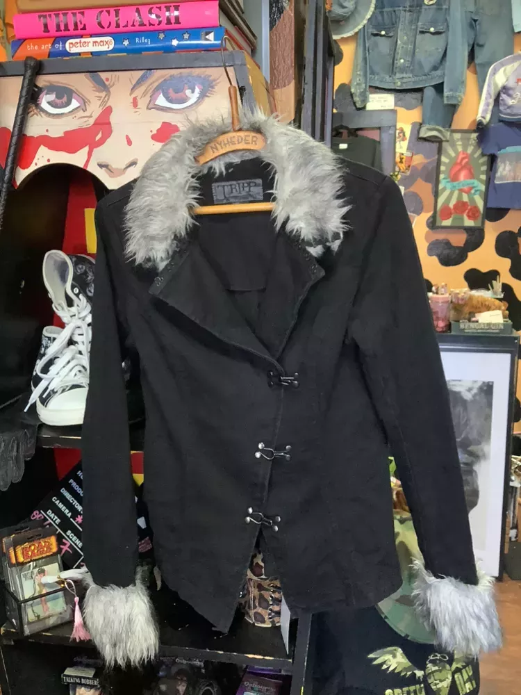 Vintsge Tripp NYC Gray Faux Fur Trimmed Jacket