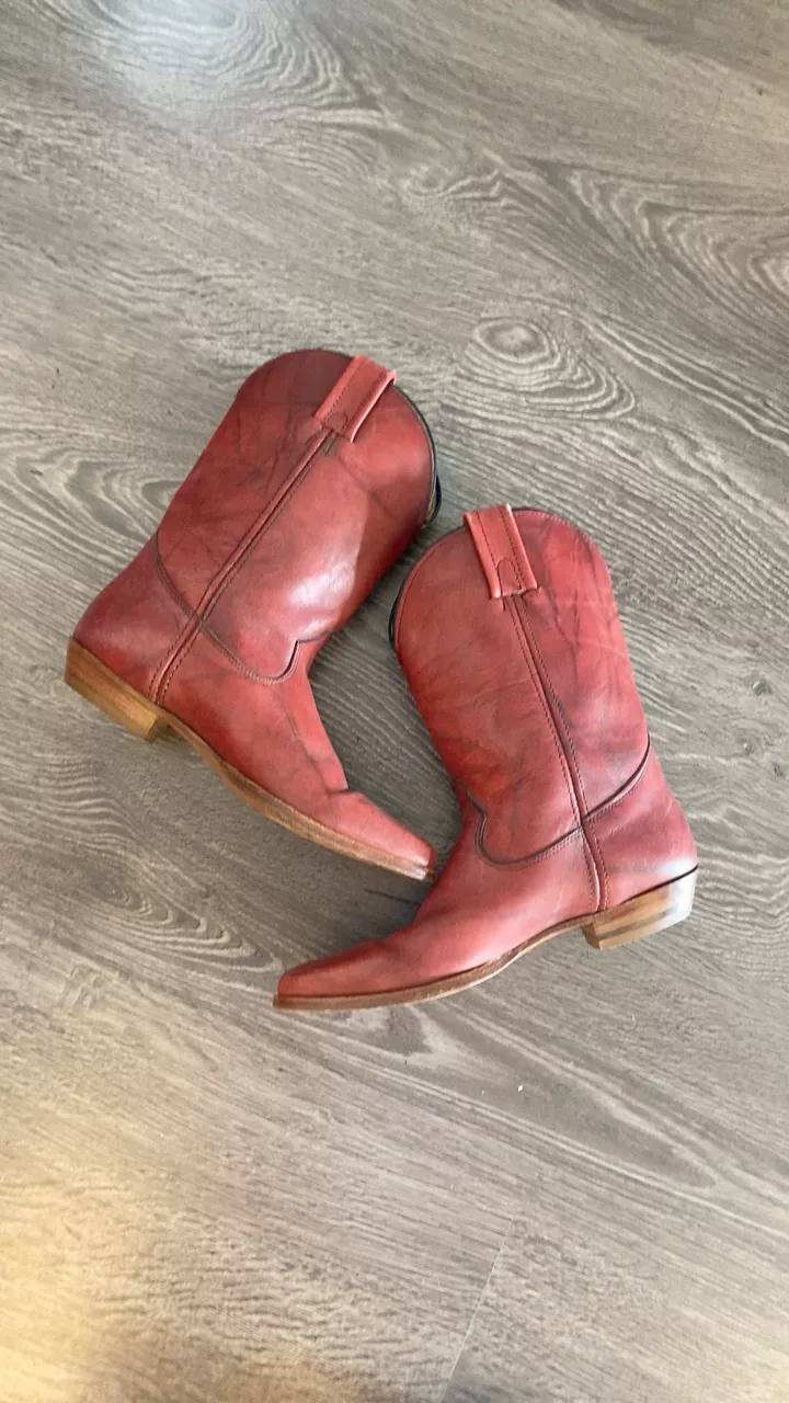 Vintage Red Leather Cowboy Boots size 9 men’s