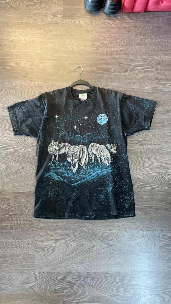 Vintage Wolf Pack Tee Large