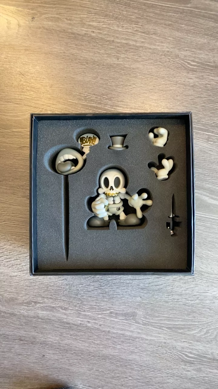 Modern Hero Skeleton Art Toy Set
