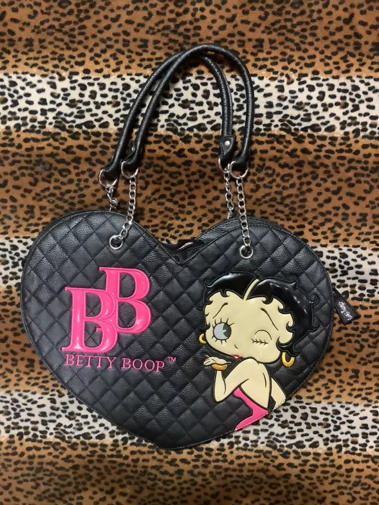 Betty Boop Quilted Heart Shaped Handbag