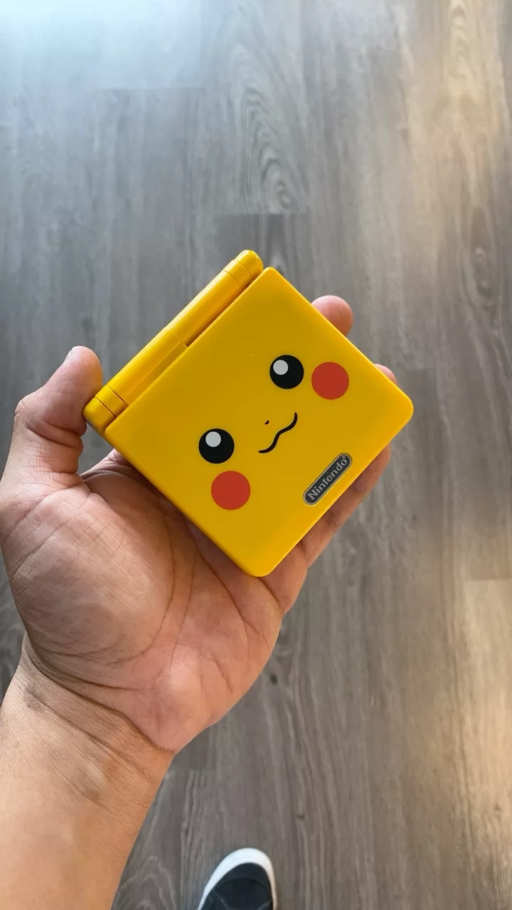 Vintage Nintendo Game Boy Advance SP Pikachu Edition