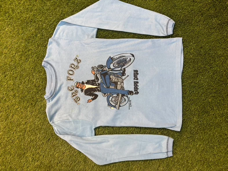 Vintage 1976 The Fonz Happy Days Motorcycle Riding Long Sleeve Tee