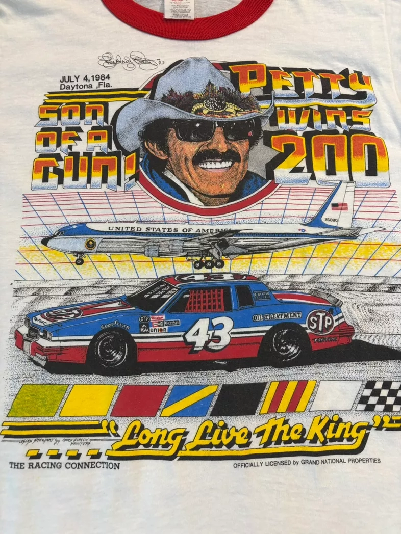 Vintage 1984 Richard Petty 200 wins T-Shirt