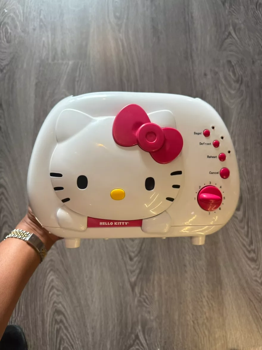 Hello Kitty Toaster