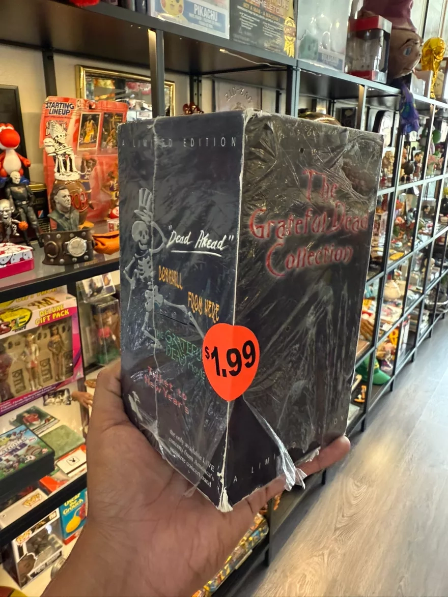 Shop Collectables - ezze