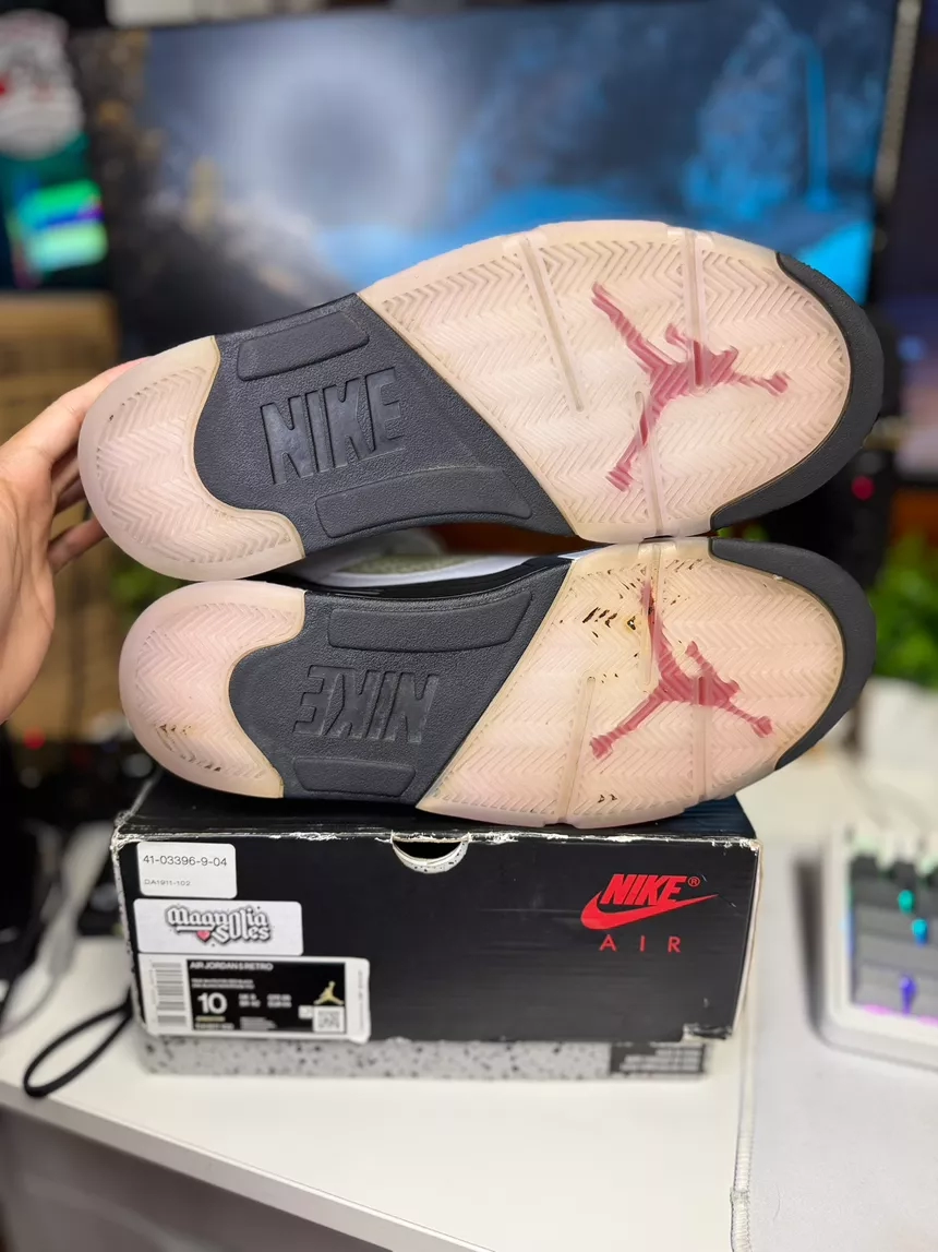 Air Jordan 5 Retro Fire Red (2020) - Size 10 Mens