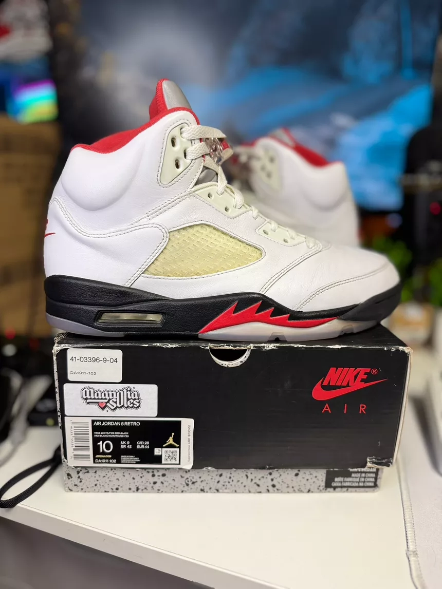 Air Jordan 5 Retro Fire Red (2020) - Size 10 Mens