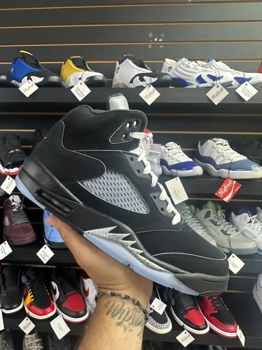 Air Jordan 5 Reimagined Black Metallic Size 11