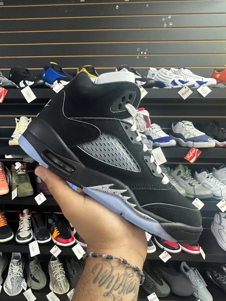 Air Jordan 5 Reimagined Black Metallic Size 4m