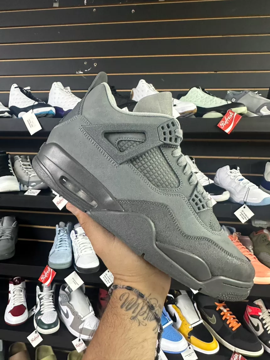 Air Jordan 4 Wet Cement Size 12