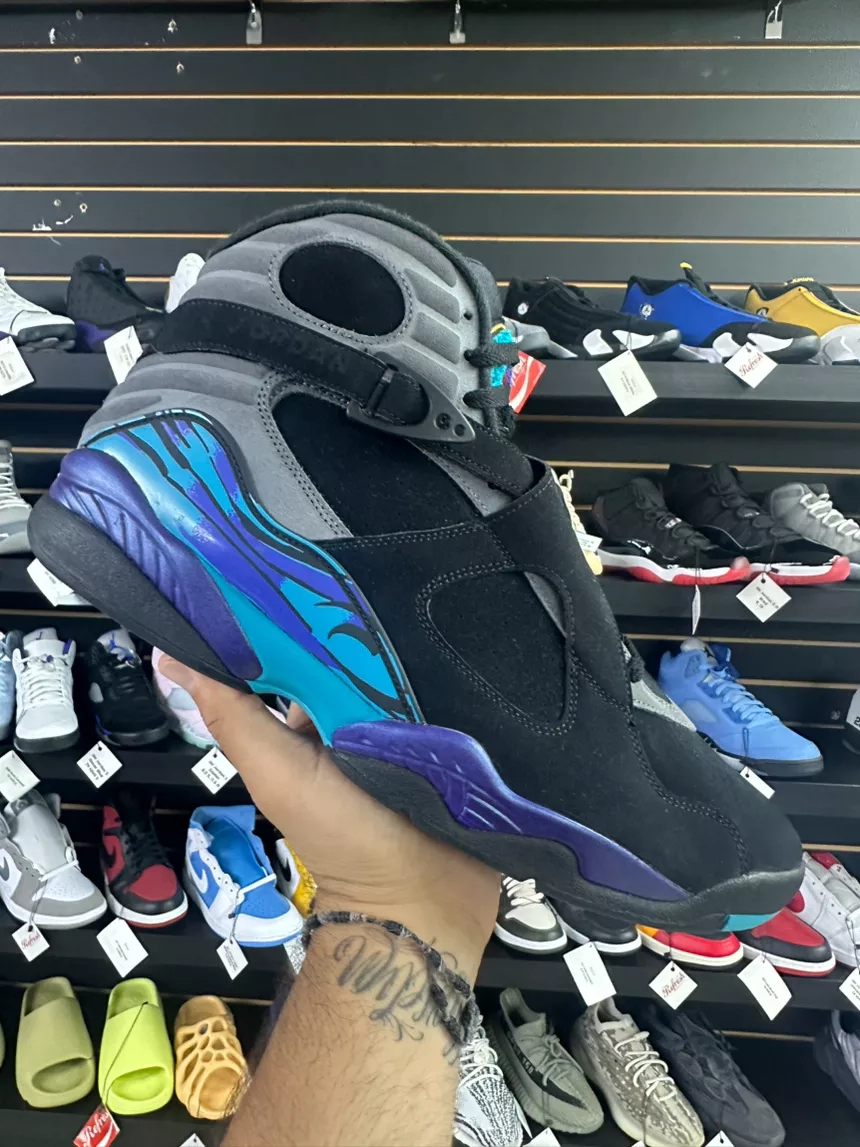 Air Jordan 8 Aqua Size 10