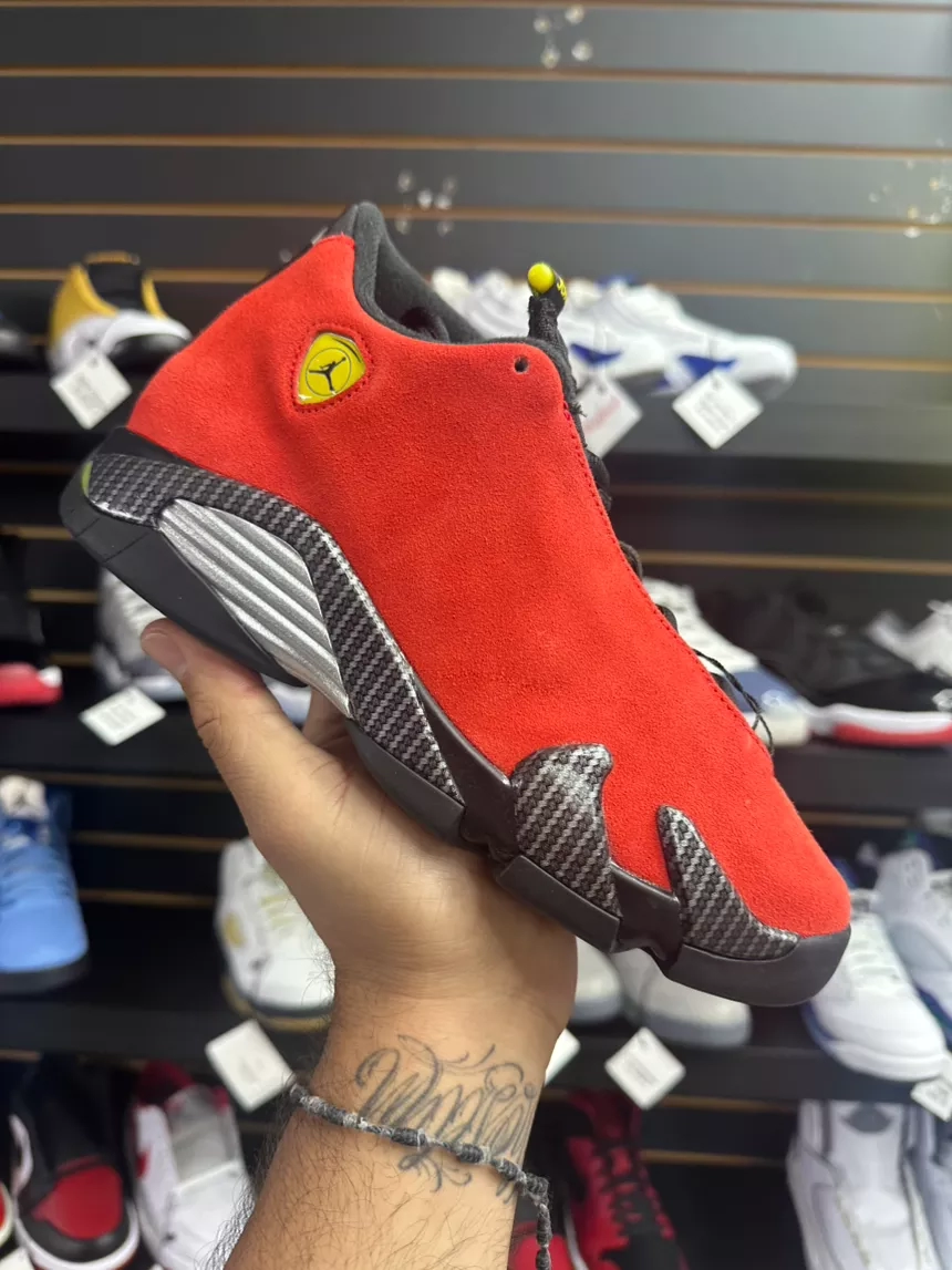 Air Jordan 14 Ferrari Size 5y