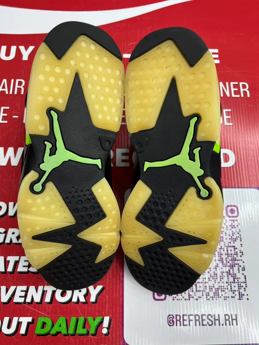Air Jordan 6 Electric Green Size 9.5