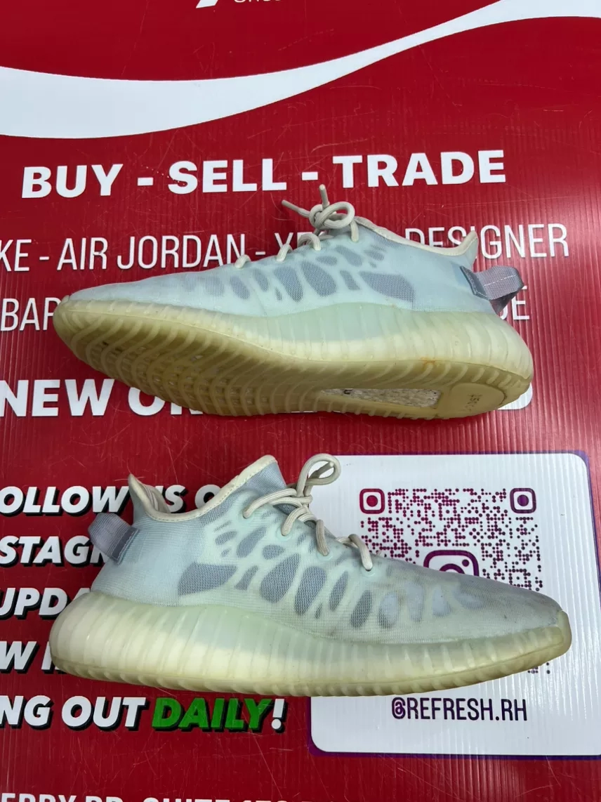 Yeezy 350 Mono Ice Size 10.5