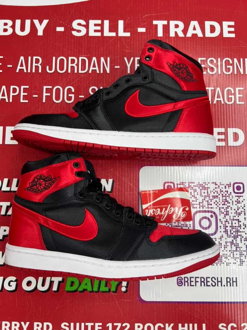 Air Jordan 1 Satin Bred Size 10w/8.5m