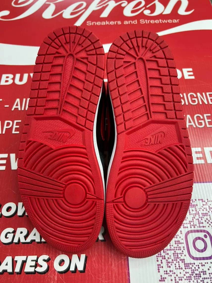 Air Jordan 1 Satin Bred Size 10w/8.5m