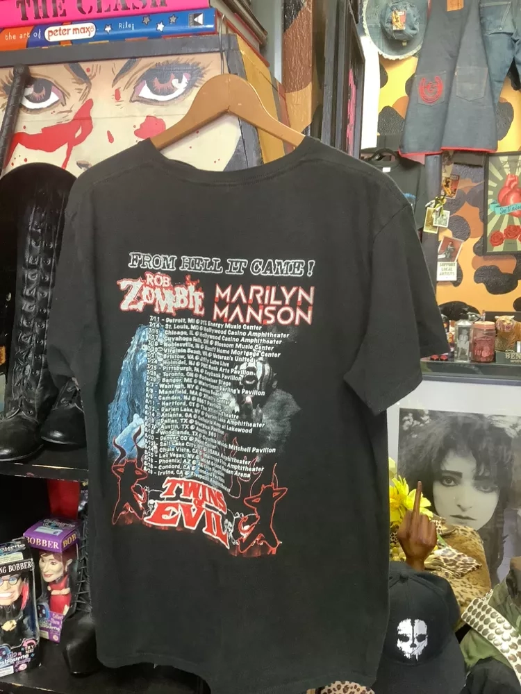 Twins of Evil 2018 Tour T