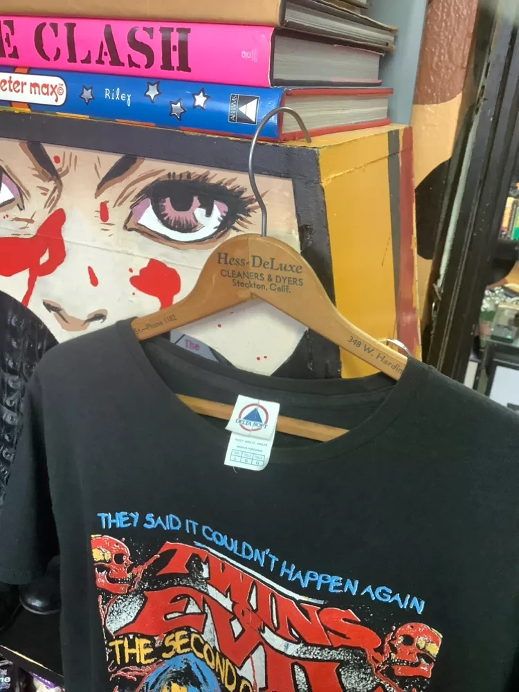 Twins of Evil 2018 Tour T