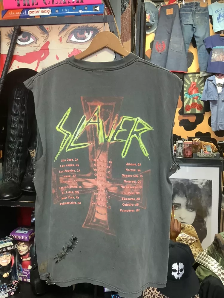 Vintage Slayer Bad Priest Thrashed⚡️Destroyed T