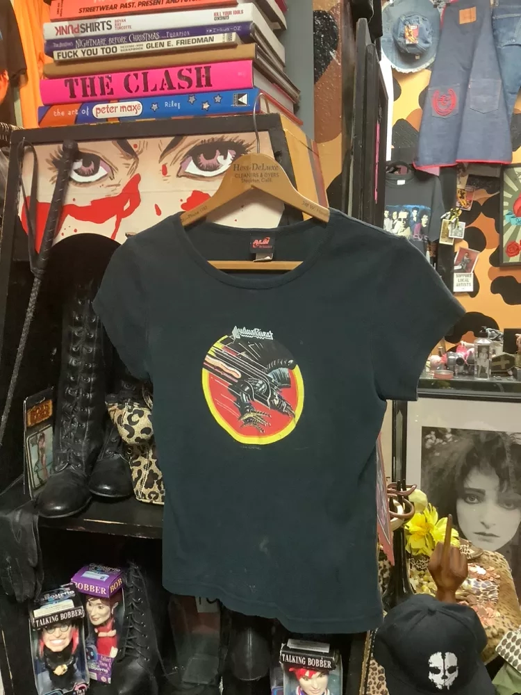 Vintage Y2K Judas Priest GirLy  T