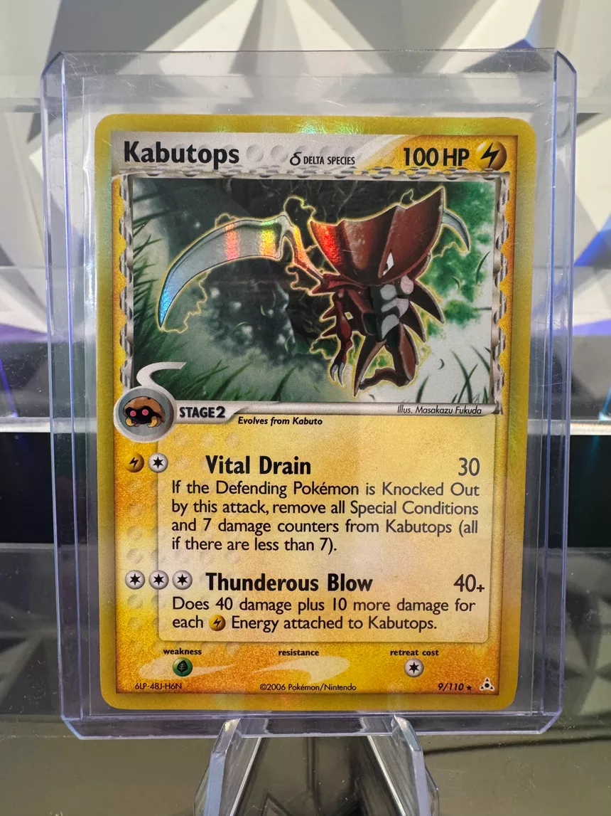 Kabutops Delta Species Pokémon Card