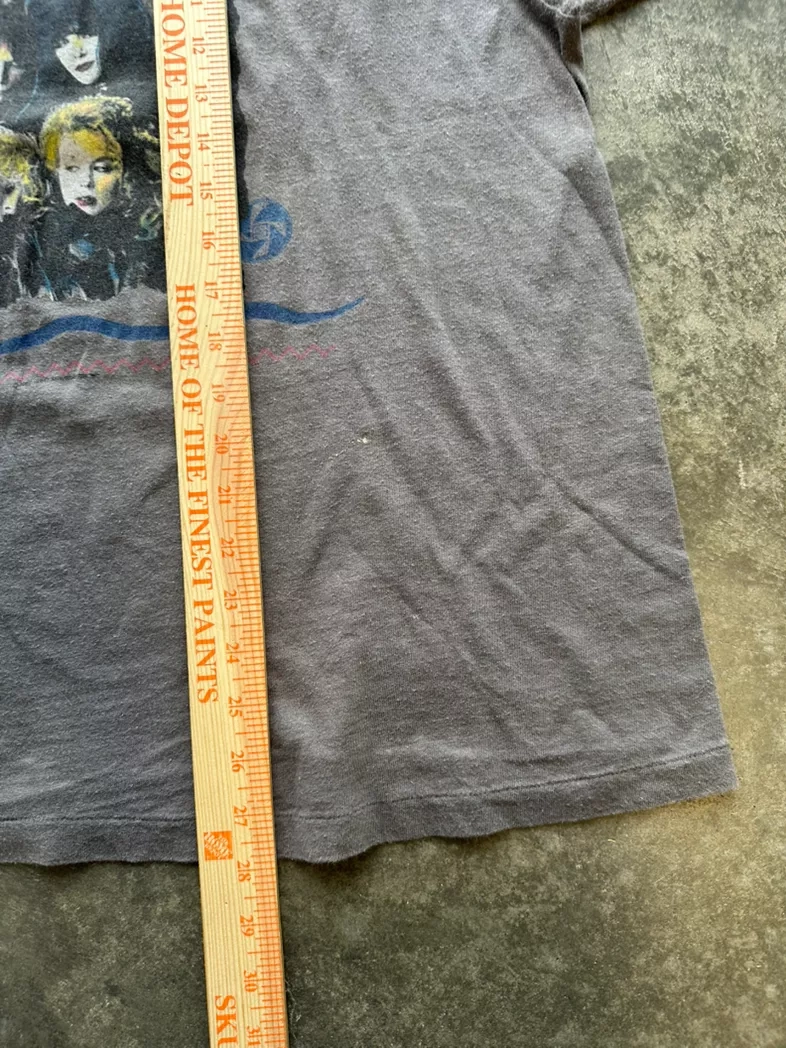 Vintage Heart Band Tee