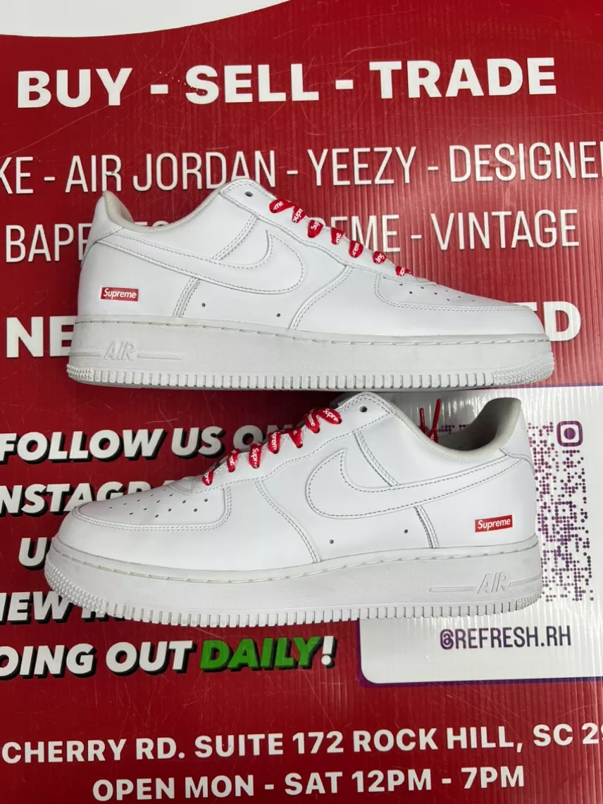Air Force 1 White Supreme Size 10.5