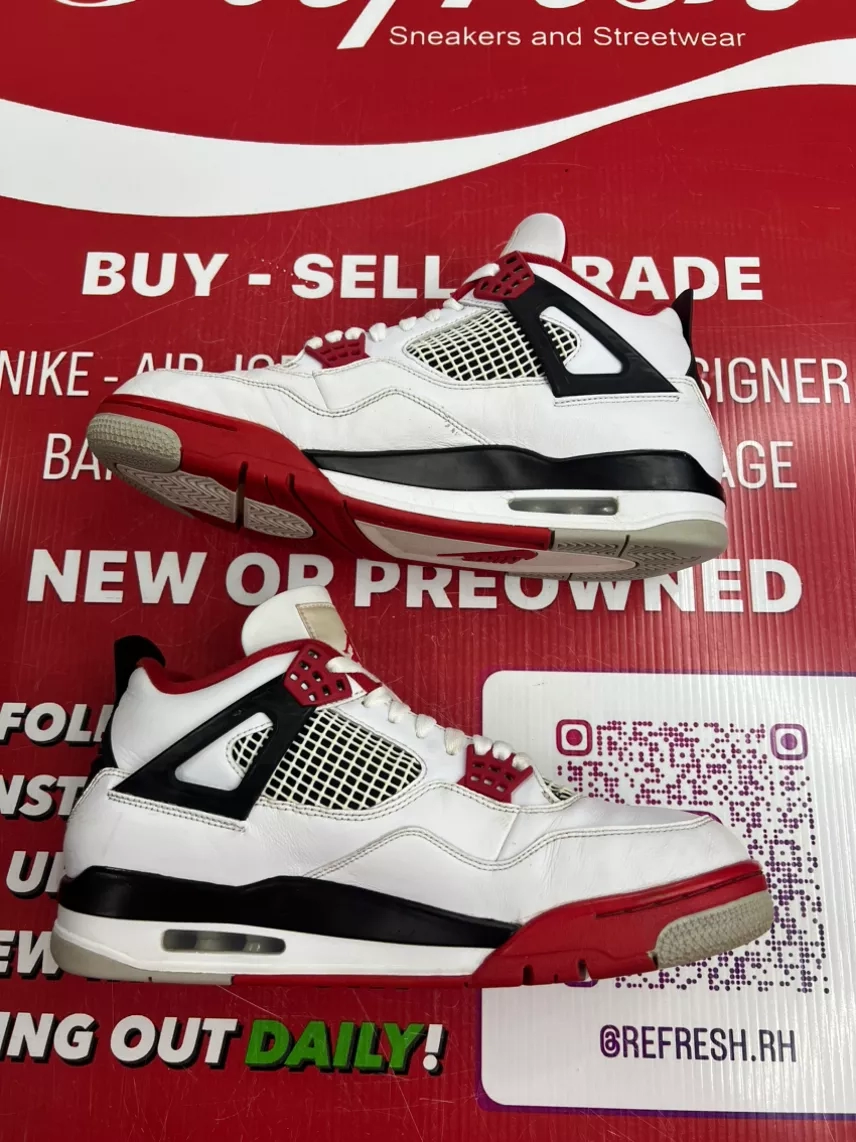 Air Jordan 4 Fire Red Size 10.5