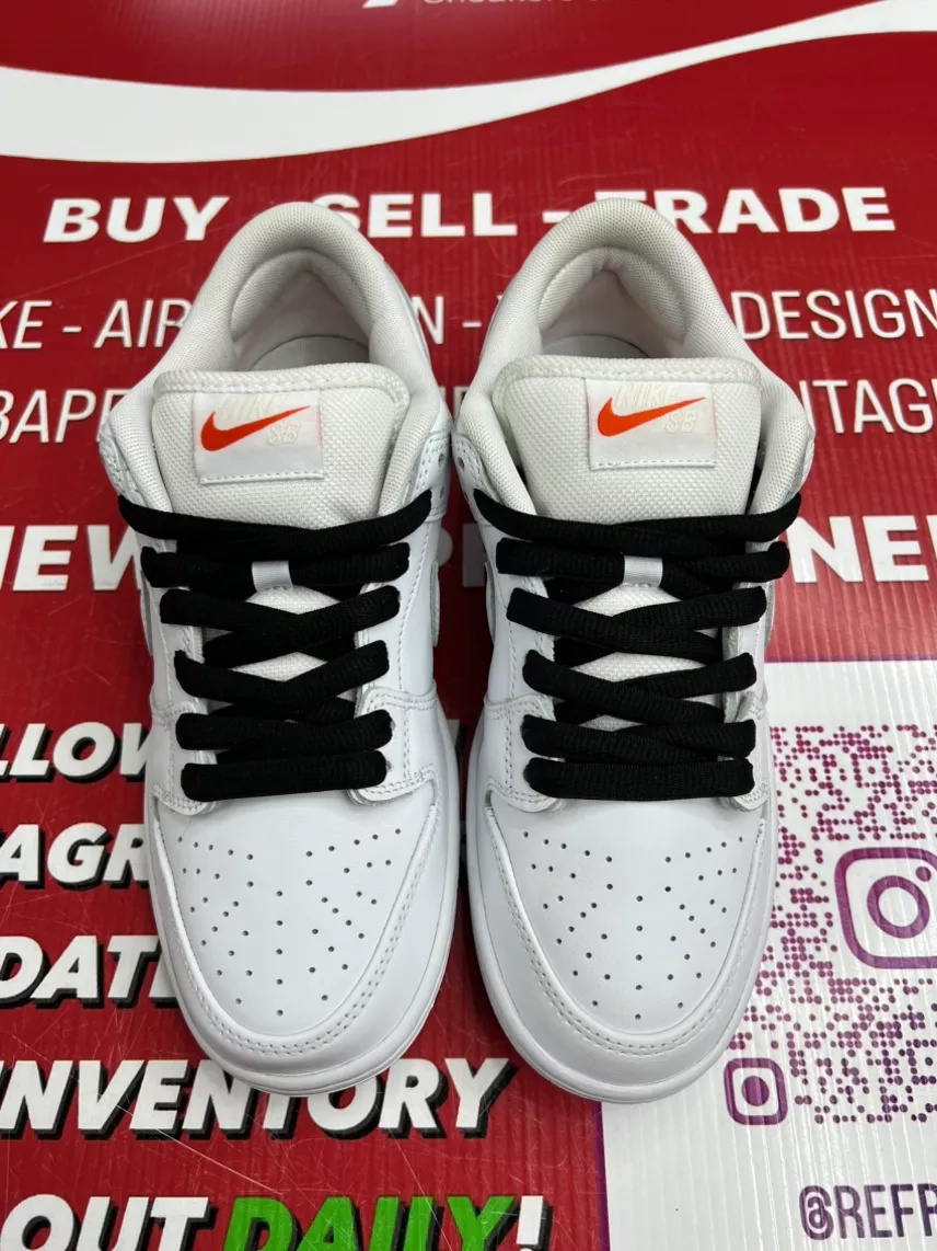 Nike Dunk SB Triple White Size 8