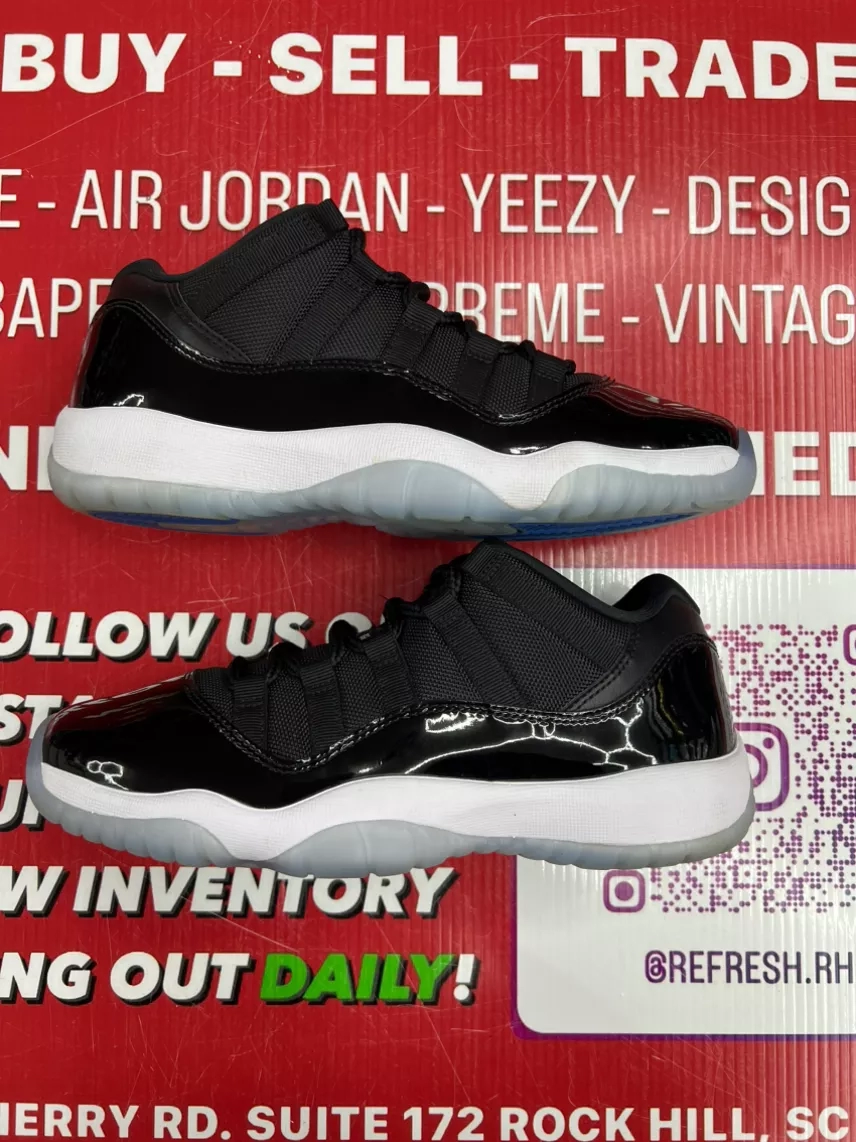 Air Jordan 11 Low Space Jam Size 7y