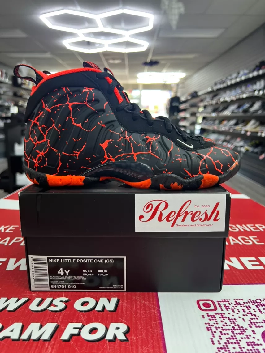 Nike Air Foamposite One Magma Size 4y