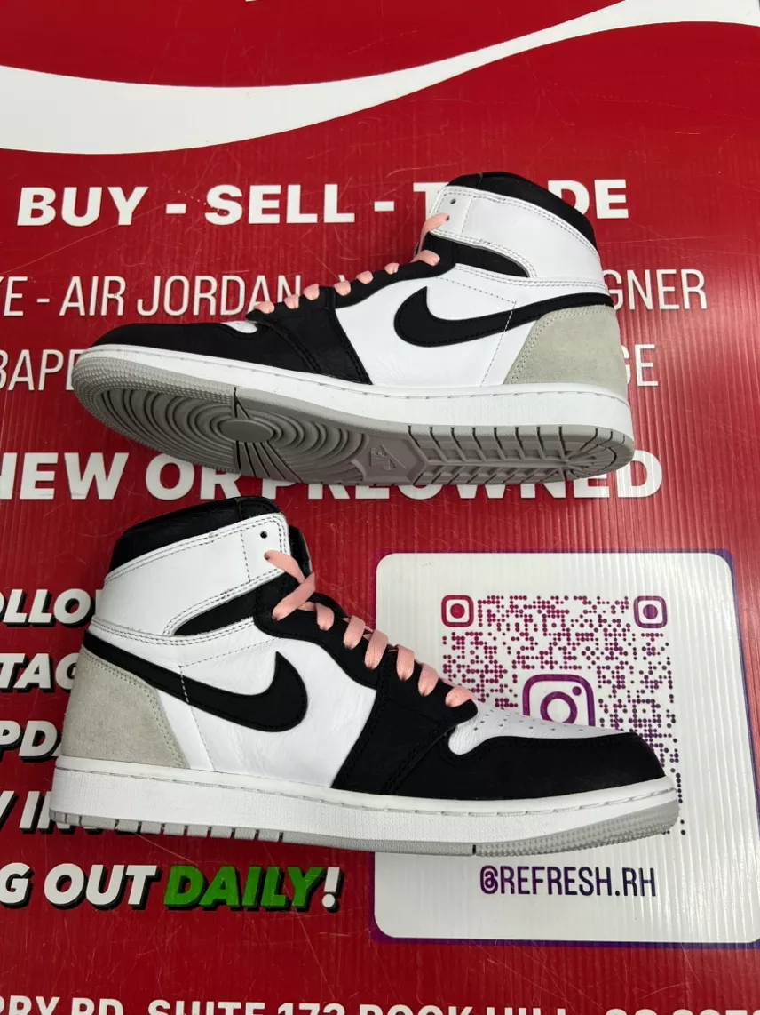 Air Jordan 1 Bleached Coral Size 9.5