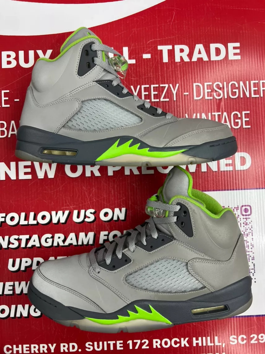 Air Jordan 12 Green Bean Size 12