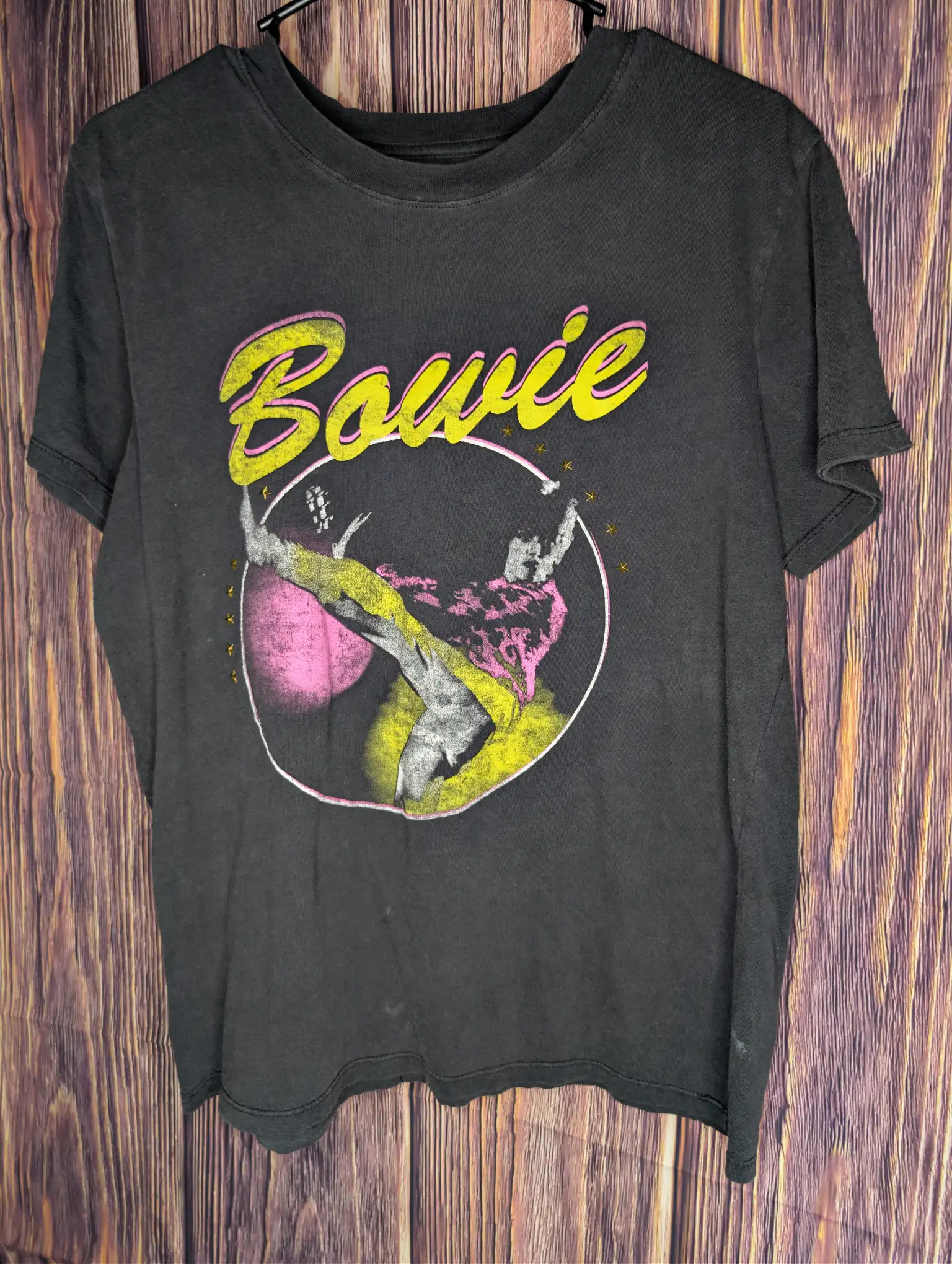 Vintage Bowie Graphic Tee - ezze