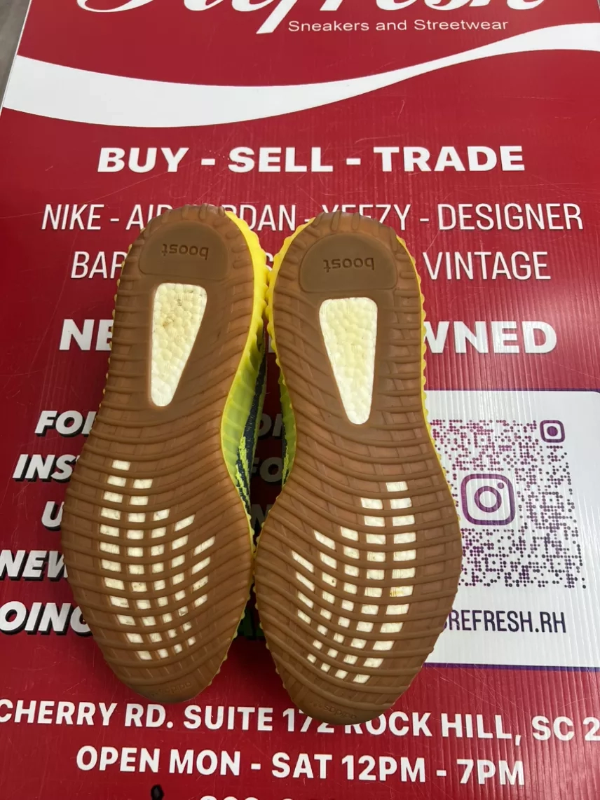 Yeezy 350 Frozen Yellow Size 12